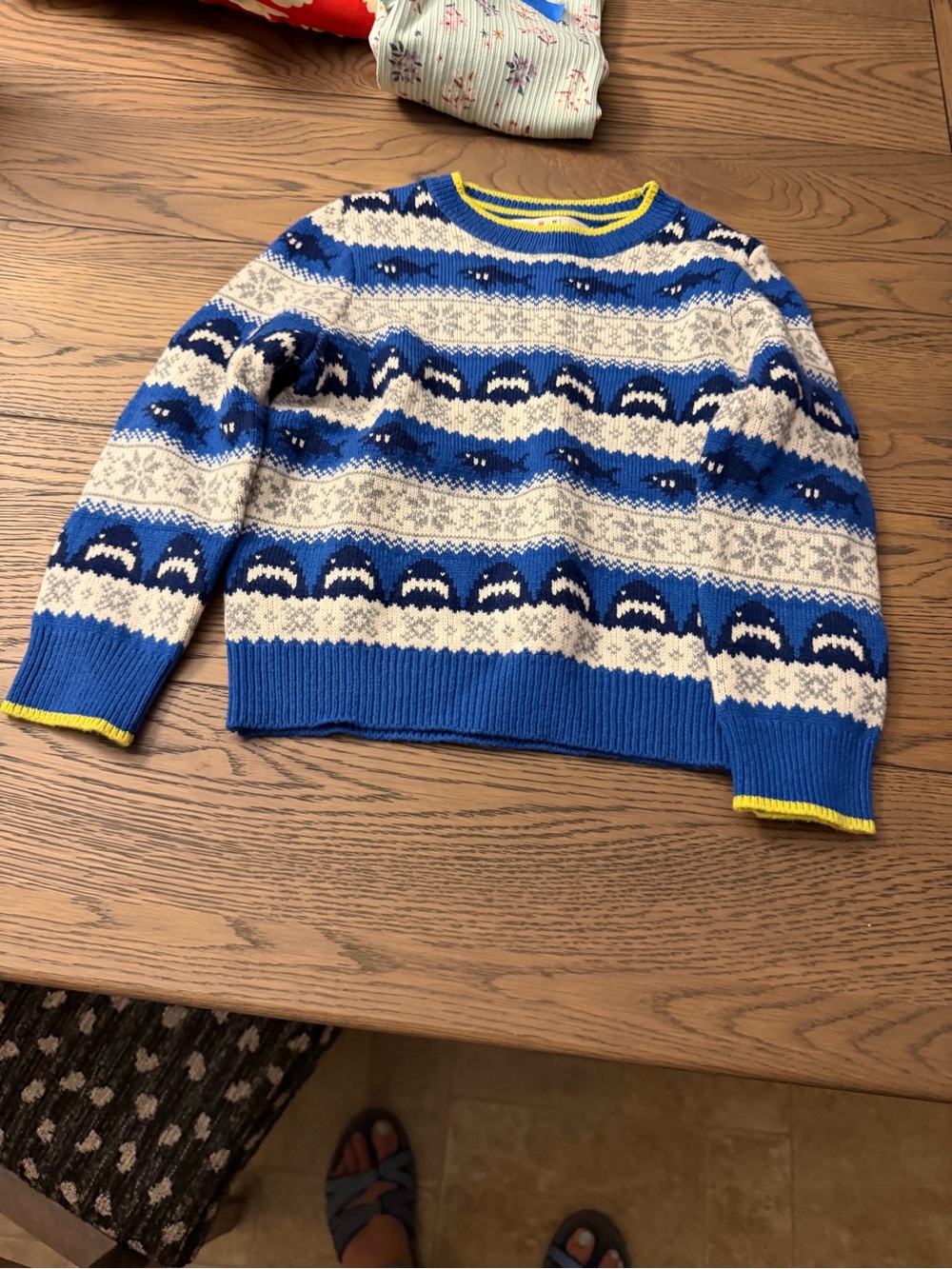 New with out tags This blue Mini Boden sweater